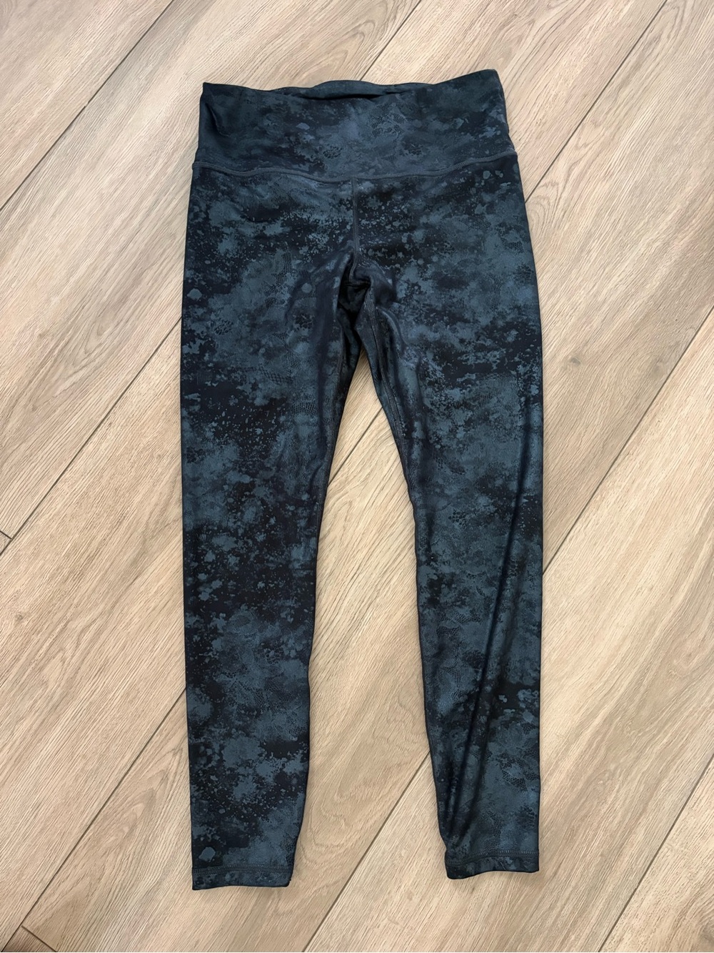 Athleta Kids Black Marble-Pattern Leggings